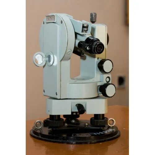 теодолит т 2