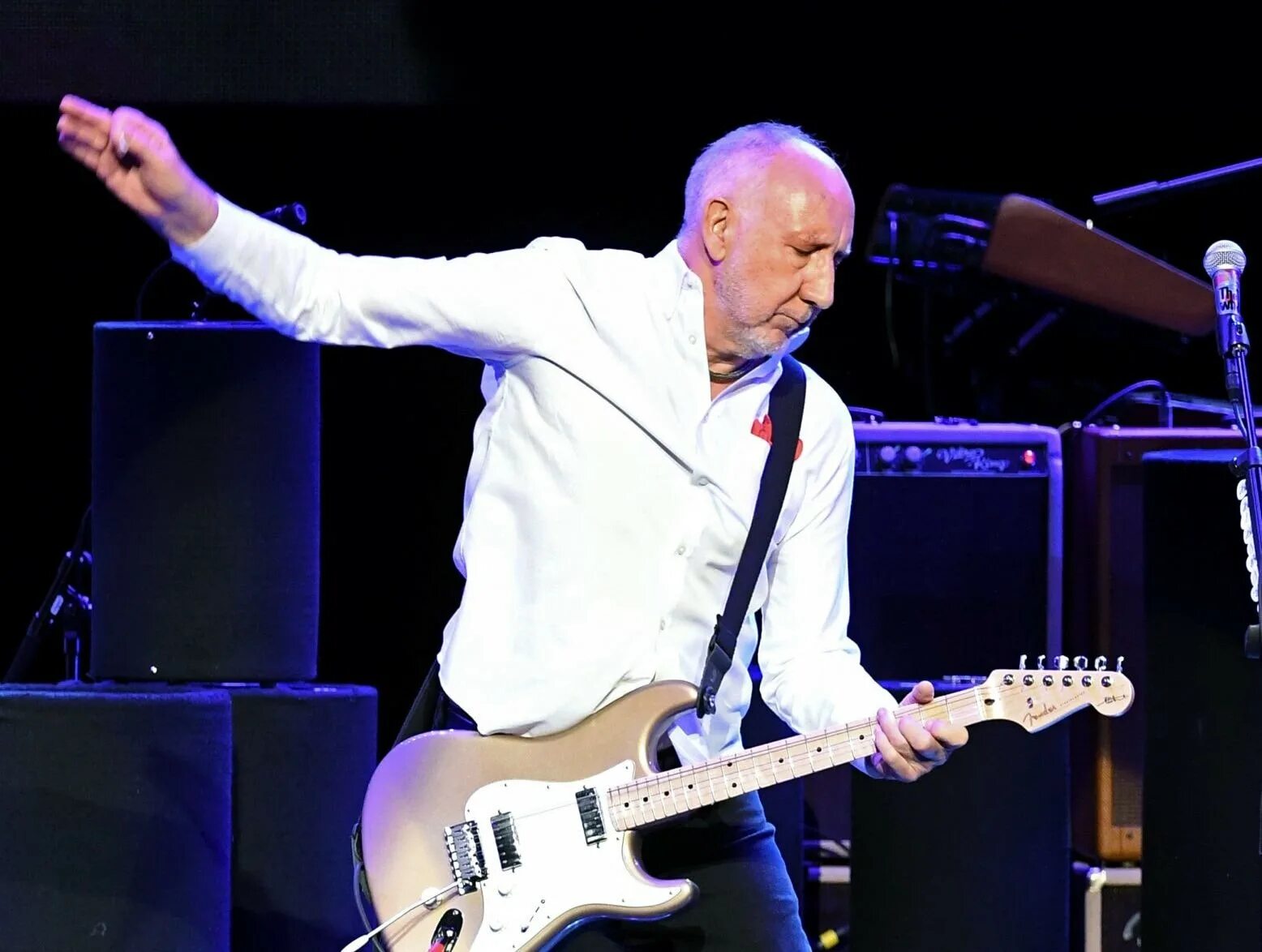 Pete townshend. Пит Таунсенд. Таунсенд гитарист. Peter Dennis Blandford Townshend. Пит Таунсенд the who.