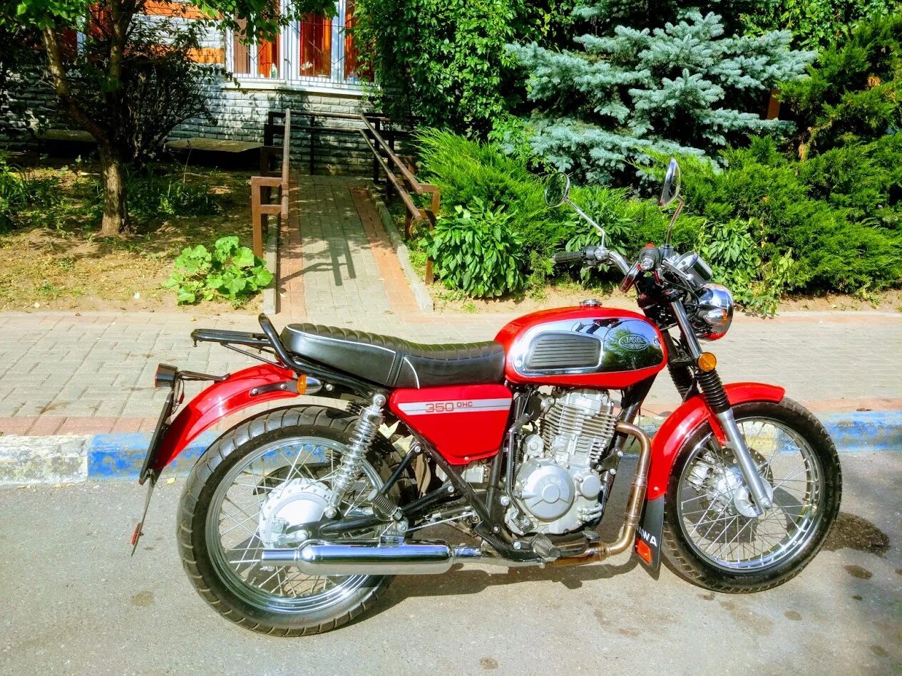 сила берегини символы. Jawa 350 640 replica. мир прави у славян. древлесловенская буквица. мото ява 350 прима.