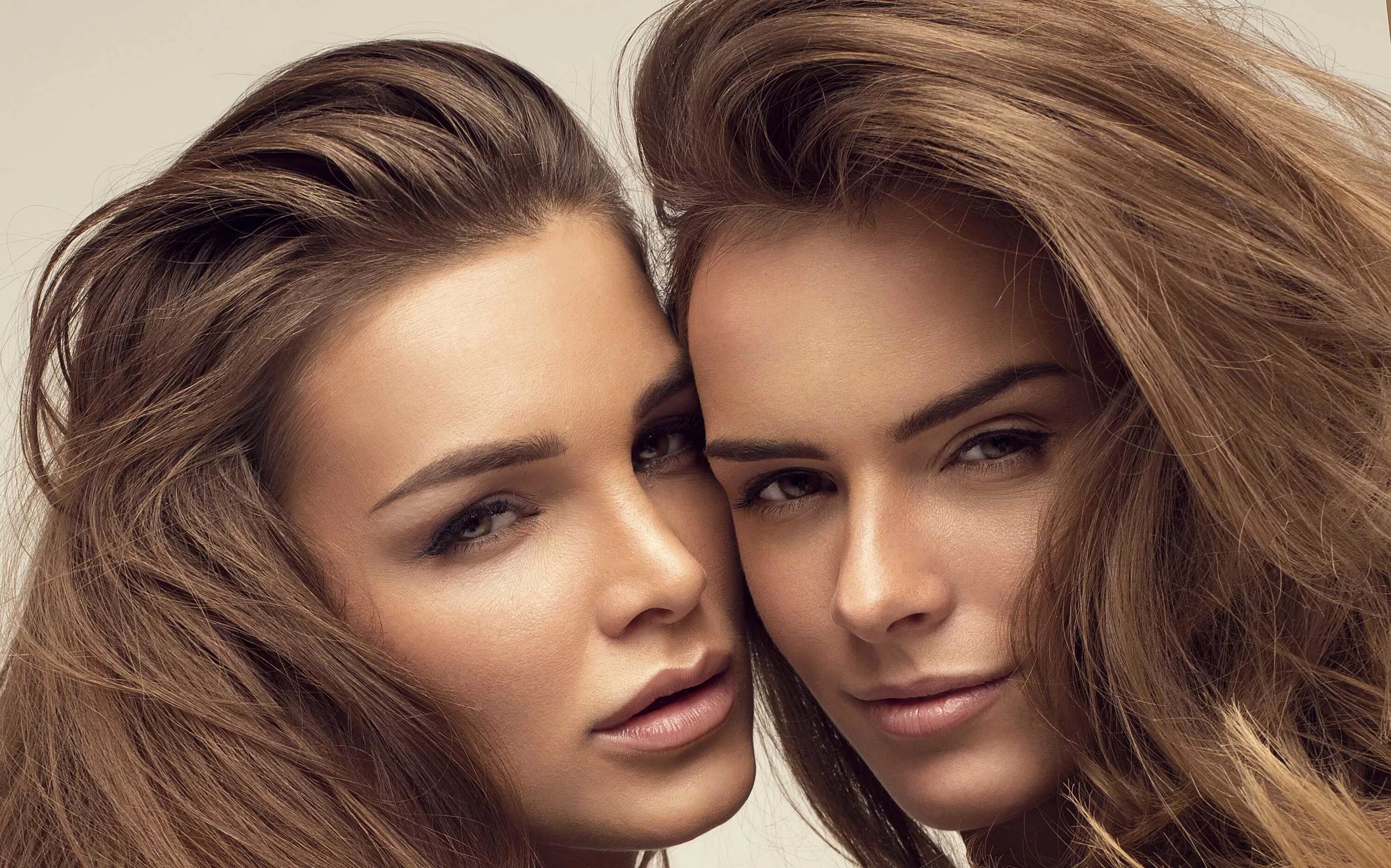 Две девушки. Две модели. Second beauty. Beauty 2 go. Second beauty.