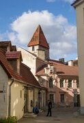 File:Tower in the Tallinn old town (8119234021).jpg - Wikimedia Commons