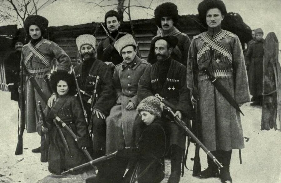 Казачьи войска в первой мировой войне. Казаки Терские 1917. Папаха Терских Казаков. Папаха Терских Казаков 1915.