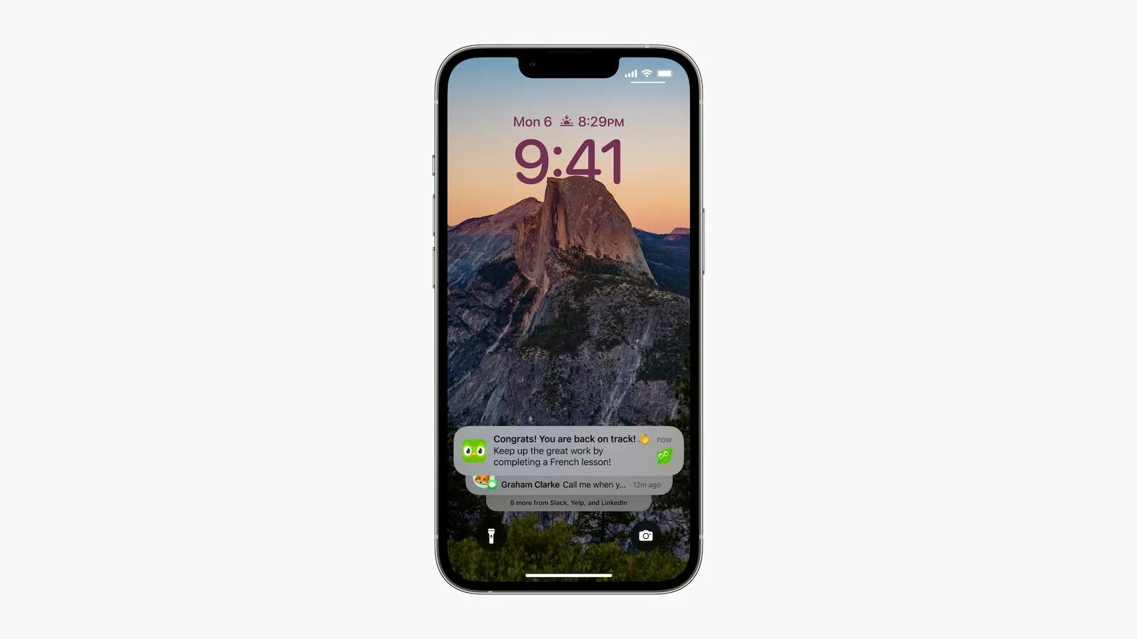 Измененные уведомления на ios 17. Iphone экран блокировки. ios 16 lock screen уведомления. ios 16 экран блокировки. айфон ios 16.