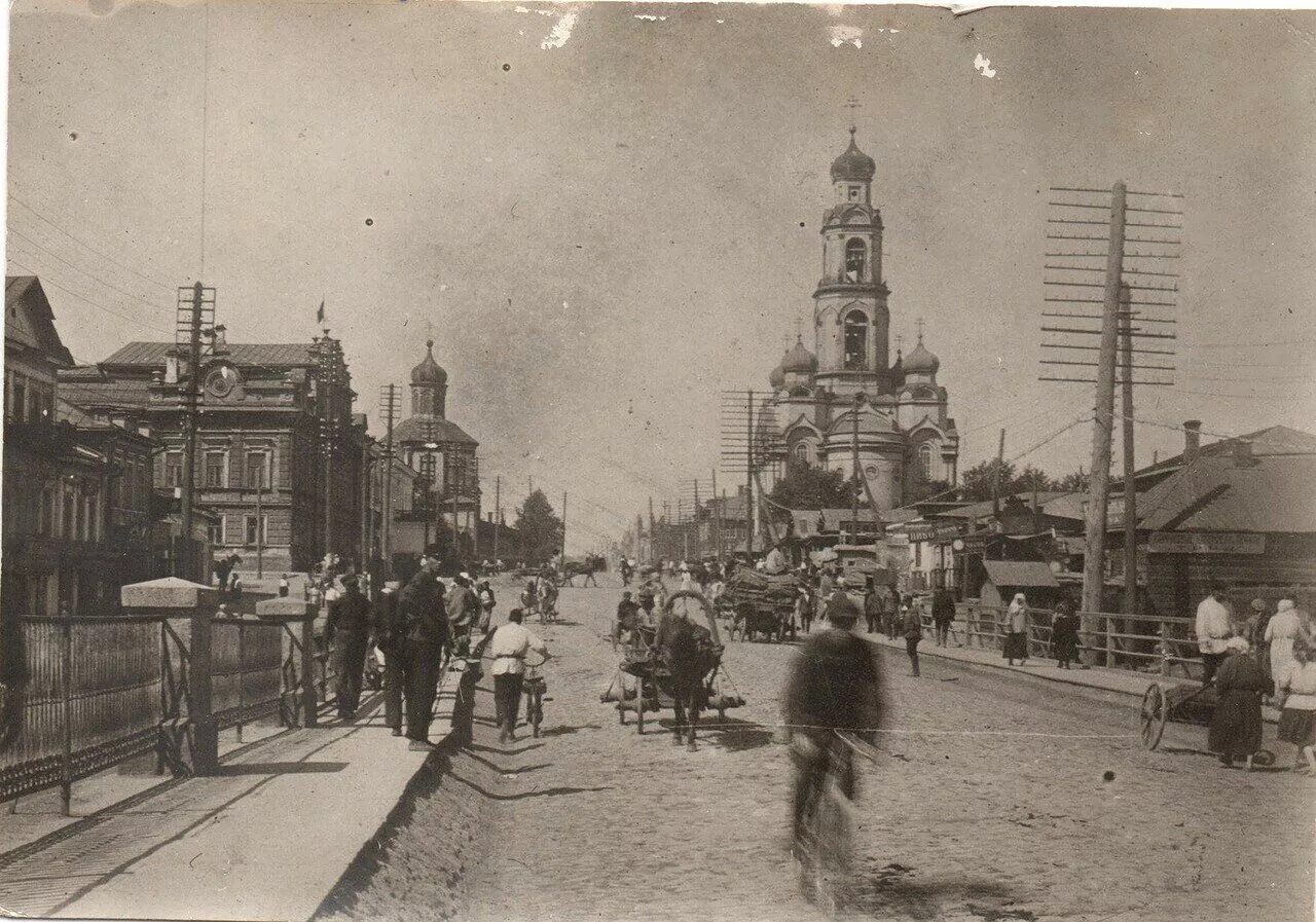 свердловск 1924. 1923 год уральская область. дом крестьянина свердловск. екатеринбург с 1924 года. свердловск 1924 год.