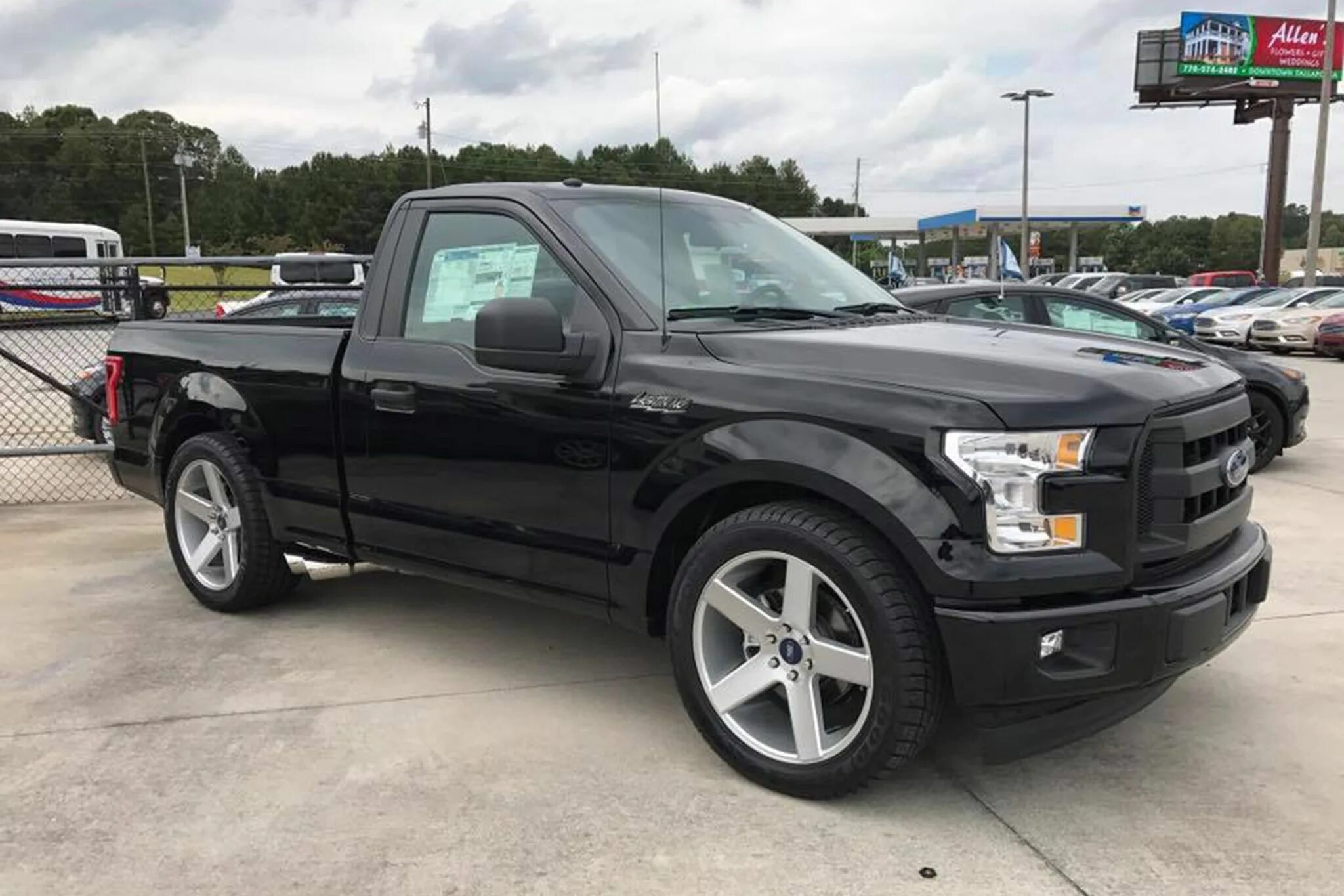Форд ф150 раптор 2016. Черный пикапер. Ford f150 raptor. Форд ф150 черный. Додж рам 1500.