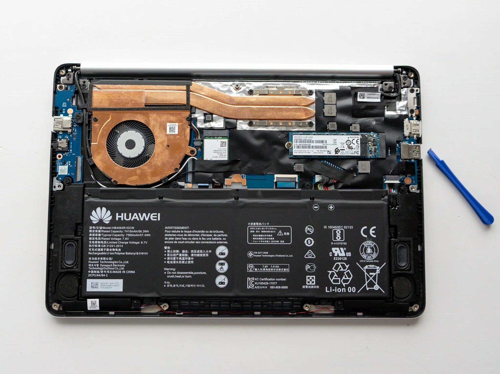 Huawei d16 2024 купить. SSD для Huawei MATEBOOK D 14. Huawei MATEBOOK d14. Huawei MATEBOOK d14 охлаждение. Huawei MATEBOOK d14 внутри.
