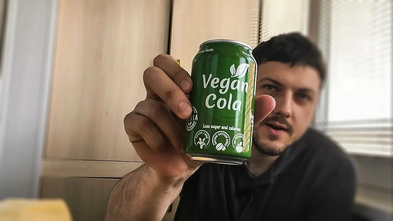 Веган кола состав. Пьют ли веганы колу. Vitamizu yerba mate classic. Веган кола состав. Vitamizu vegan cola 330 ml.