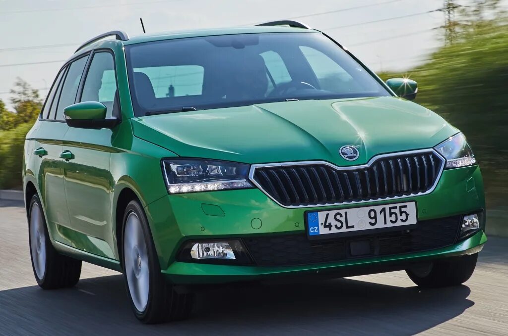 Купить шкоду фабию москва. Skoda Fabia 2021. Skoda Фабия 2021. Шкода Фабия 2023. Шкода Фабия Комби 2022.