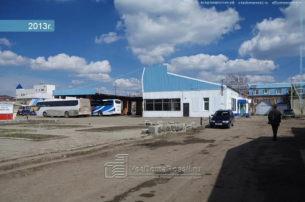 Автовокзал нурлат номер телефона. Нурлат фото. Автовокзал нурлат. Фото автобусов автовокзала нурлат. Атп нурлат.