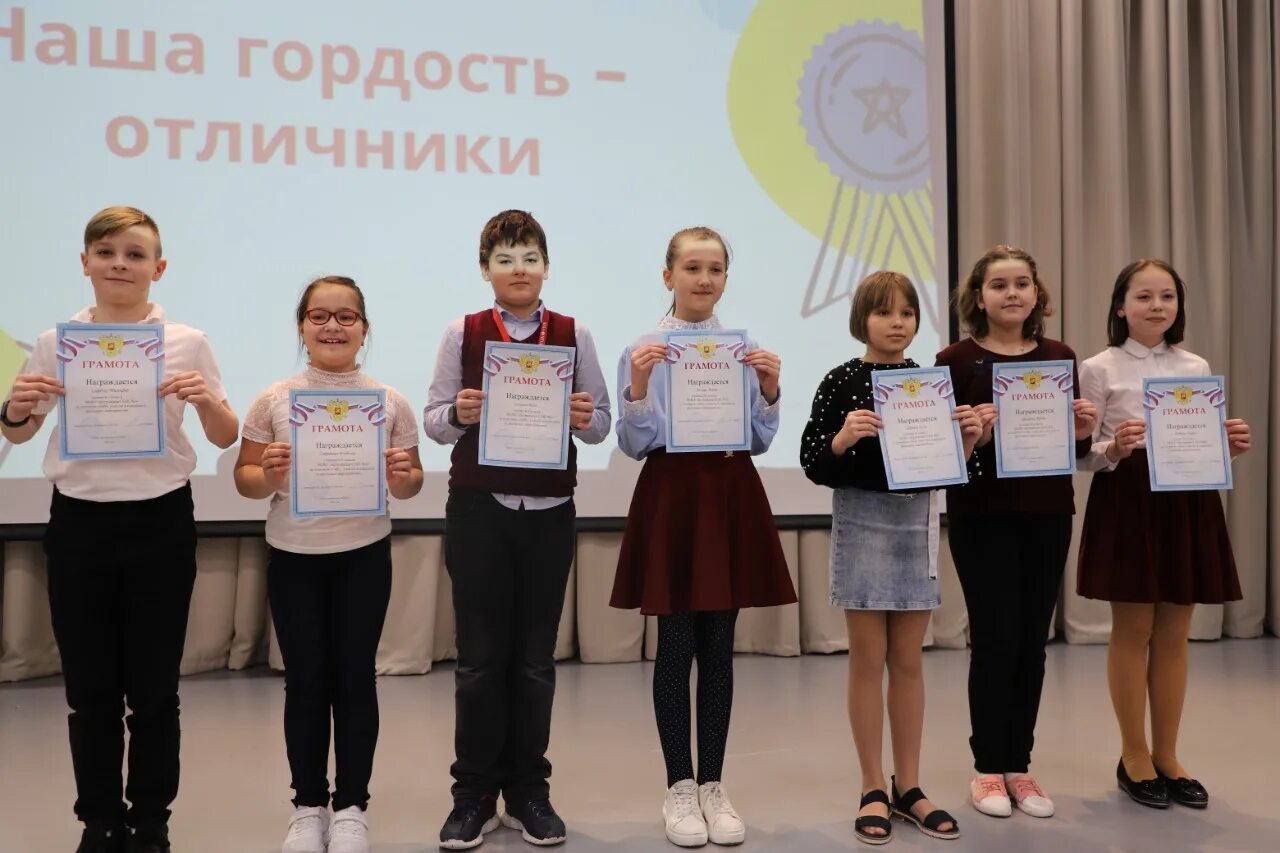 Школа энфилд бугры. Мобу «бугровская сош № 3» интерьер. Бугровская средняя общеобразовательная школа 3 посёлок бугры. Бугровский центр образования 3. Бугровская школа 3 воронцовский.