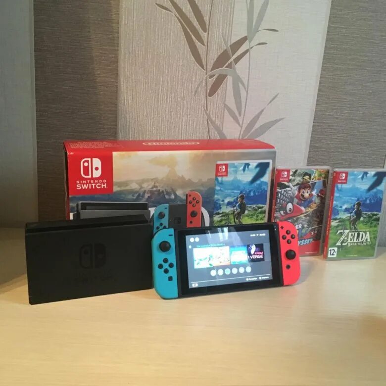 Нинтендо свитч. Игровая приставка Nintendo Switch. Дальнобойщики на Нинтендо свитч. Нинтендо свитч в руках. Продам nintendo