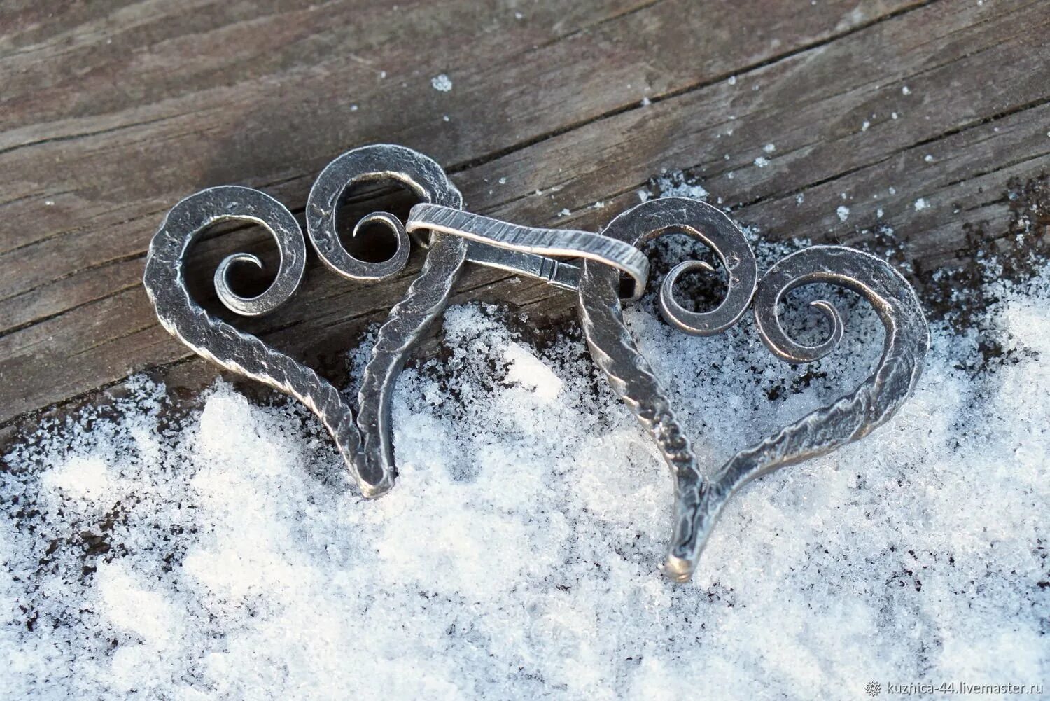 Новогодняя елка из металла. Дизайнерская елка из металла. Нержавейка с узором. Нг сталь. Нг сталь.