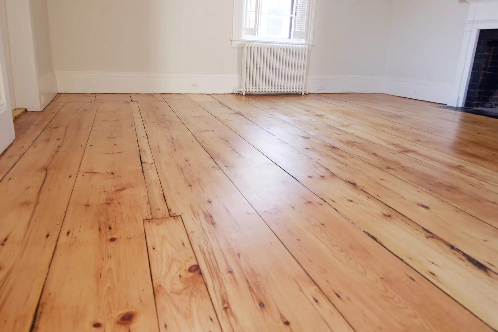 Wide plank flooring. Паркет из сосны. Паркетная доска сосна. Пол из досок. Доска пола сосна в интерьере.