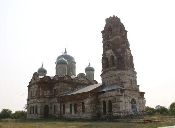 Храм в селе средний карачан. Средний карачан грибановский погода. Карачан воронежская область. Карачан воронежская область храм. Церковь михаила архангела ейск.