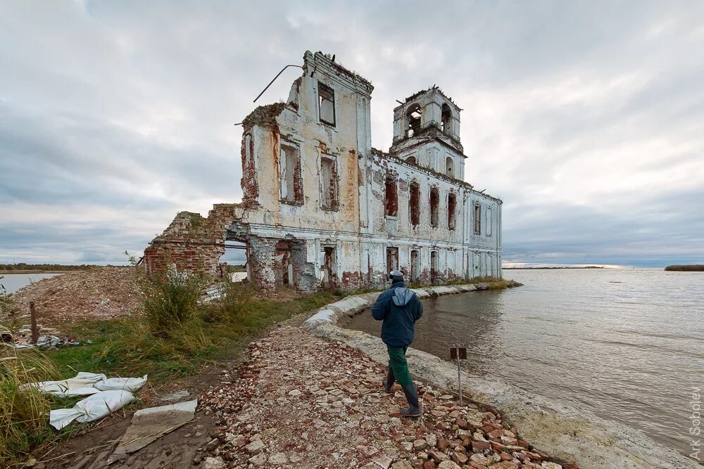 Рыбинское водохранилище деревня