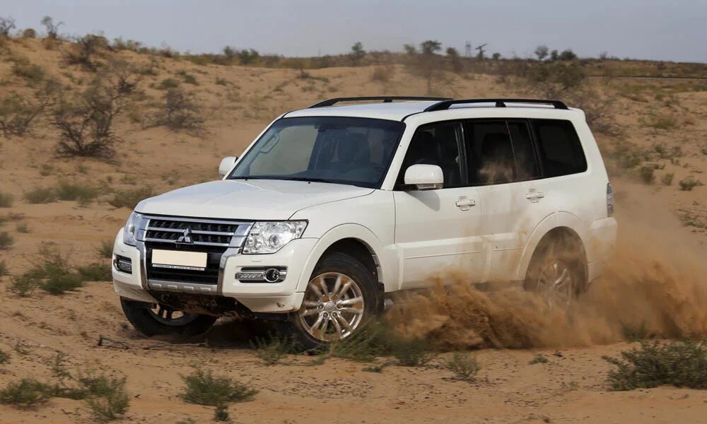 Внедорожники до 1000000 рублей. Mitsubishi Pajero Gravity. Внедорожники до 1 млн. Рамные внедорожники до 1000000 рублей. Внедорожники до миллиона.