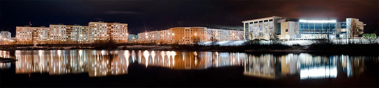 Город новый Уренгой. Новый Уренгой панорама. Новый Уренгой достопримечательности. Новый Уренгой площадь. День ночь новый уренгой