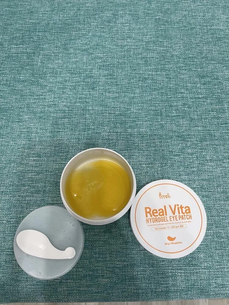 Патчи vita. Prreti real vita патчи для глаз. real vita патчи. prreti real vita патчи для глаз с витаминным комплексом.