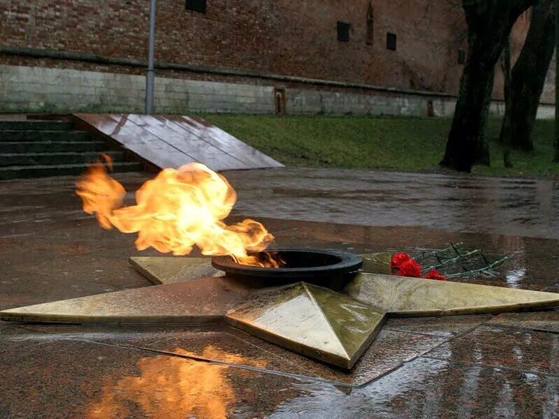 Песня помнит память. День неизвестного солдата. Никто не забыт ничто не забыто. 3 Декабря день неизвестного солдата.