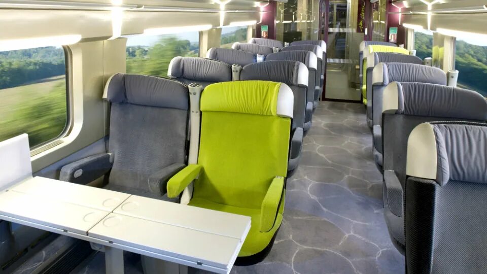 Сидячий вагон класс 2с. Tgv 1st class. вагон сидячий 2е что это. поезд 601н сидячий вагон. сидячий, 2с ласточка.