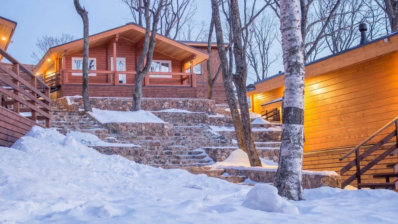 Дрим бэй бухта окуневая. База россиянка остров русский. Снять в приморском крае. Ливадия база отдыха ливадия приморский край. Турбаза круиз ливадия приморский.