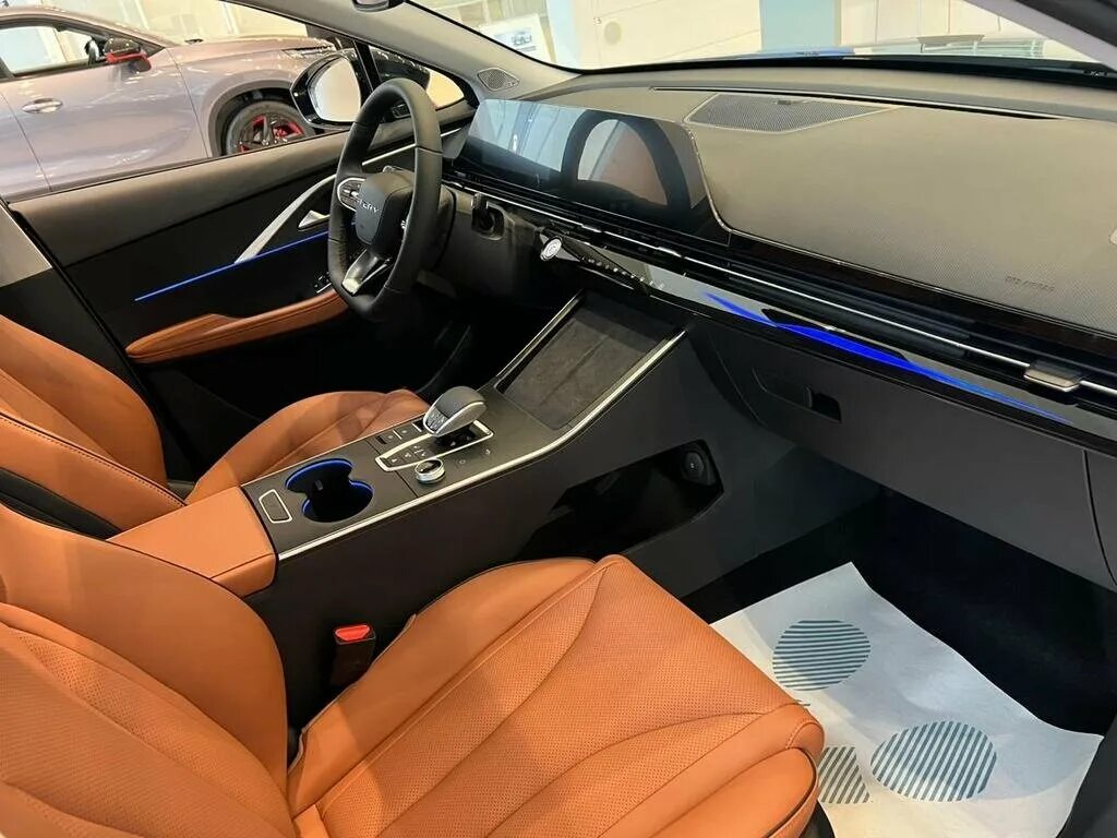 новый автомобиль ц 5. омода с5 нижний новгород. омода с5 нижний новгород. Omoda 5. двухцветный салон омода с5.