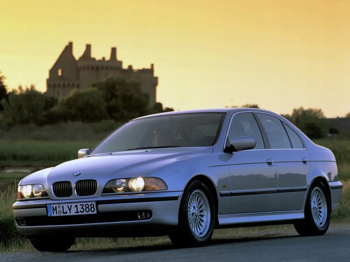Бмв е39 дизель купить. BMW e39 540i. BMW 5 e39 2000. БМВ 39 кузов. BMW e39 1996.