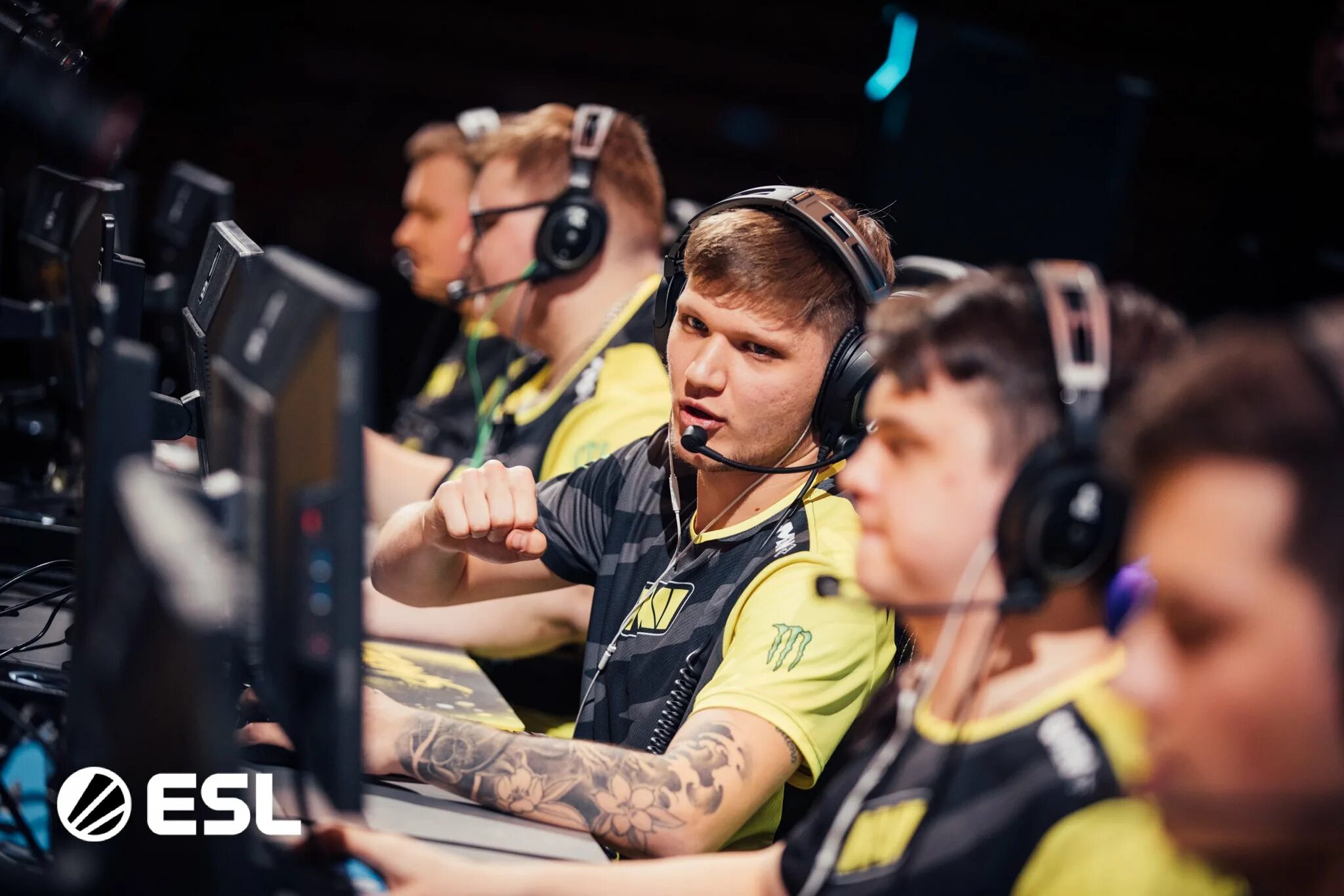 Natus vincere g2 esports