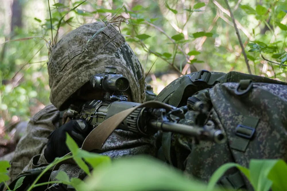 Несколько разведка. Военная разведка снайпер. снайпер-разведчик войска россии. мотострелки снайпер. ратник снайпер.