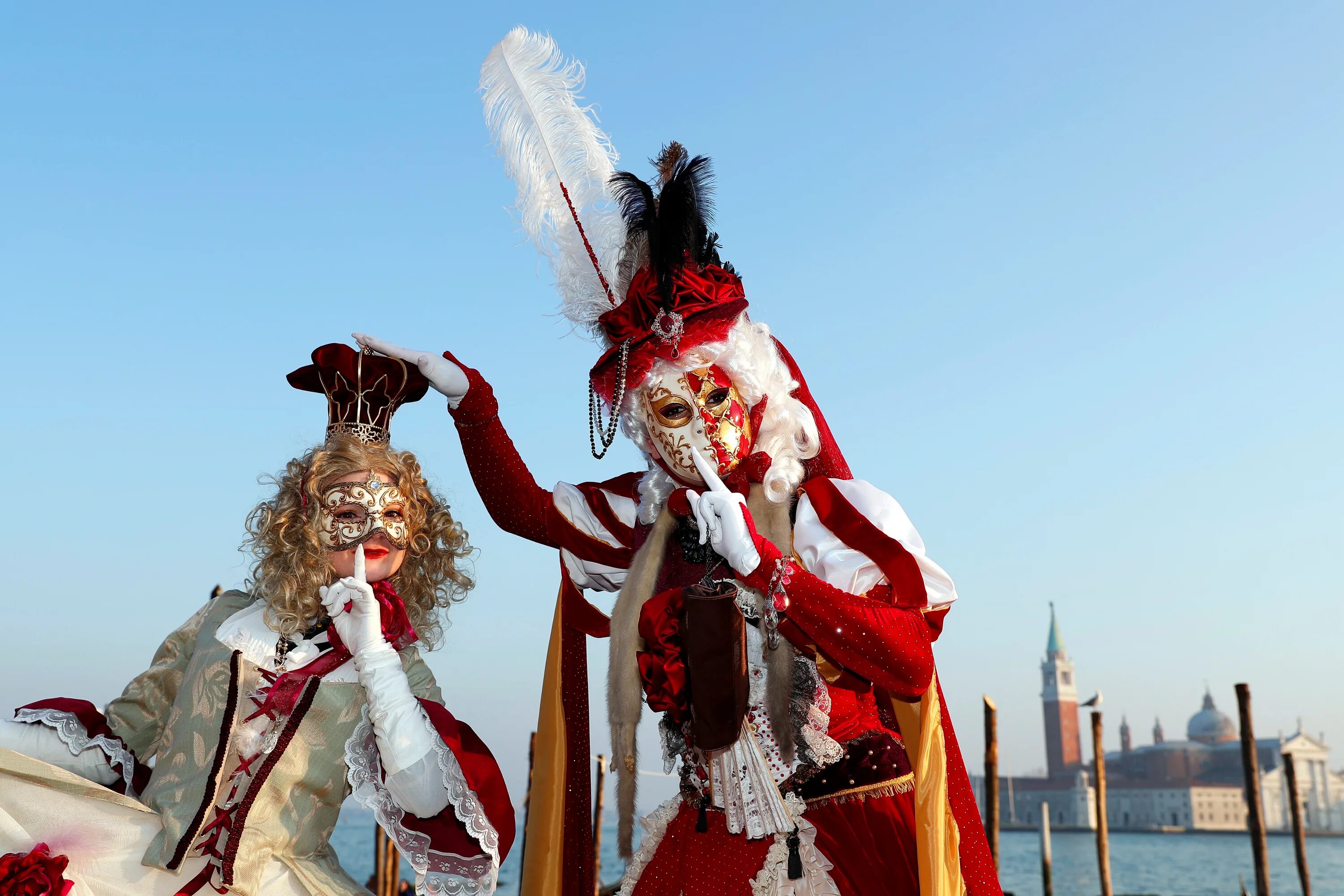 Италия Венеция карнавал. Венецианский карнавал 2022 в Италии. Венецианский карнавал Сан Марко. Карнавал на площади Сан Марко Венеция.