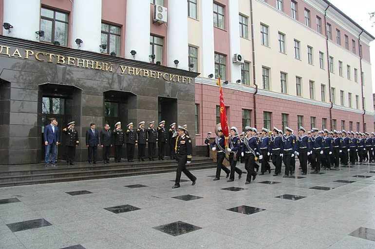 Мгу им адм невельского. Морской государственный университет им. адм. Г.И. Невельского. Морской университет им Невельского Владивосток. МГУ им Адмирала Невельского. МГУ Невельского Владивосток.