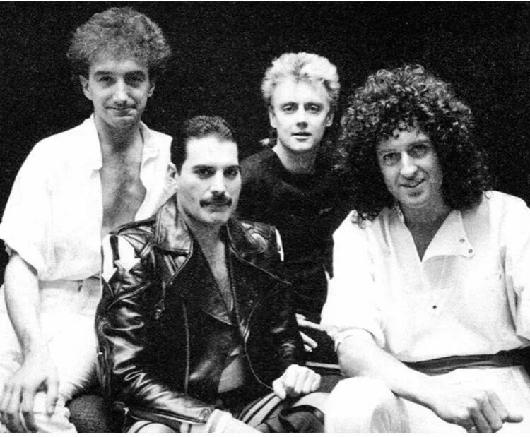 Участники группы квин. Группа Queen. Рок группа Квин. Queen Band 1984. Queen the works 1984.