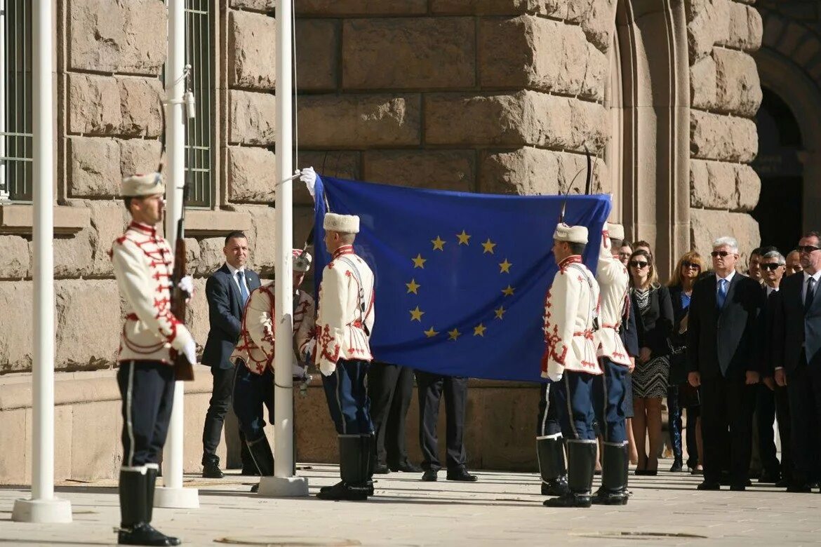 День Европы 9 мая. День Европы & день Победы. День Европы 5 мая. День Европы картинки.