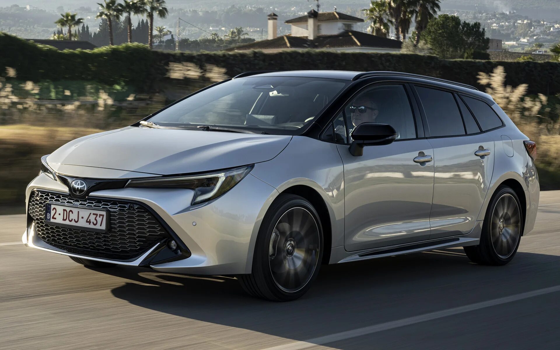 Новая тойота королла 2023. Toyota Corolla Sport 2020. Toyota Corolla 2023. Toyota Corolla Hybrid 2023. Toyota Corolla gr Sport 2023.