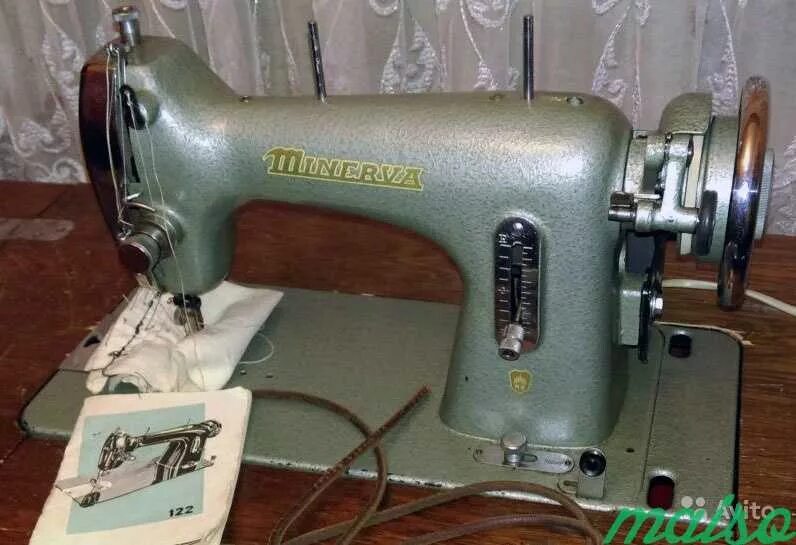 Минерва 122 швейная машина. Швейная машинка Минерва Промышленная. Швейная машина Necchi 559. Швейная машинка Minerva Старая. Авито старые швейные машинки