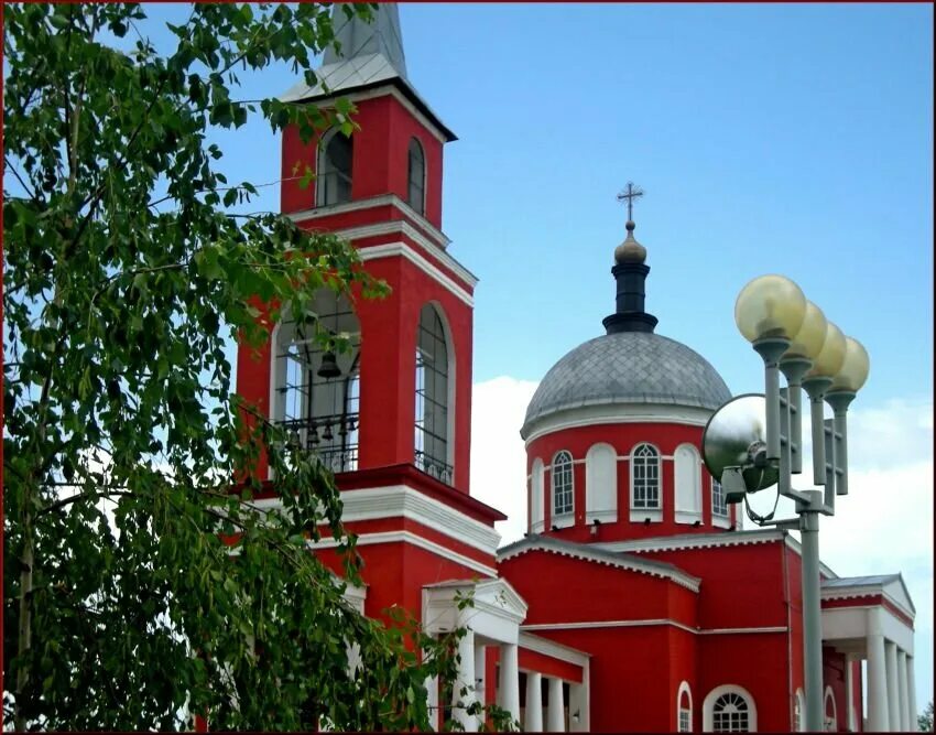 П борисовка белгородская. Храм Воскресения Христова с Хотмыжск. Храм в Хотмыжске Борисовского района. Хотмыжск Борисовский район Белгородская. Храм в Хотмыжске Белгородская область.