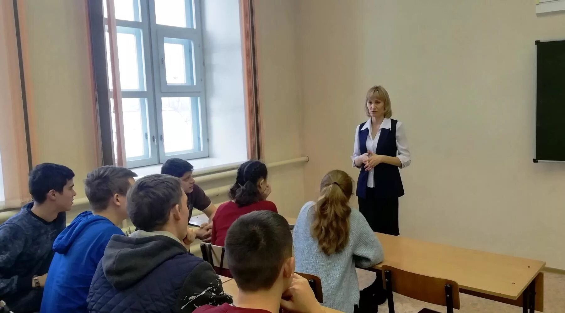 жилье учителям в селе. земский учитель. подъемные для молодых учителей. подъемные для молодых учителей. учитель года.