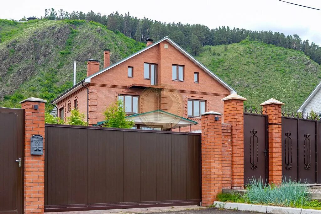 коттедж в кразовском красноярск улица спокойная. загородный поселок лесное красноярск. удачный таунхаусы красноярск. удачный красноярск. железногорск красноярский край коттеджи.