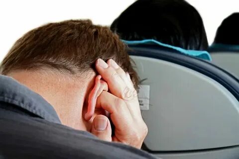 Шум заложенность в одном ухе