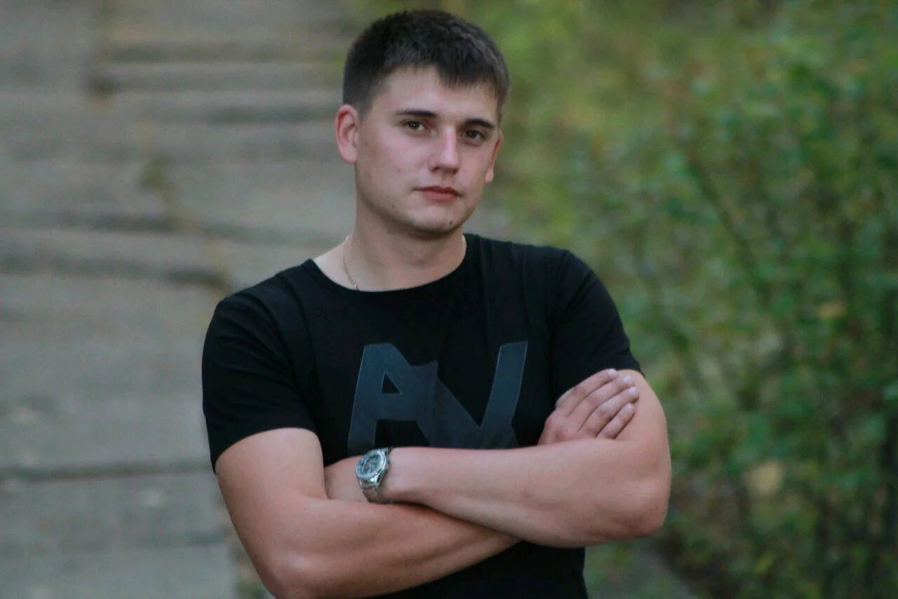 Простых людей в настоящее время