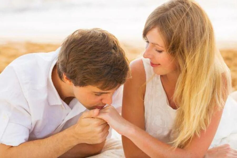 предложение руки и сердца. что такое симпатия к девушке. признаться в любви мужчине. девушка признается. фотосессия предложение руки и сердца.