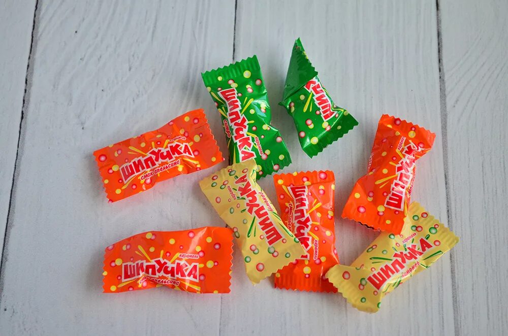 шипучка fizzy boom. карамель с начинкой шипучка. Roshen конфеты шипучка. мини карамель богатырь шипучка. леденцы шипучка рошен.