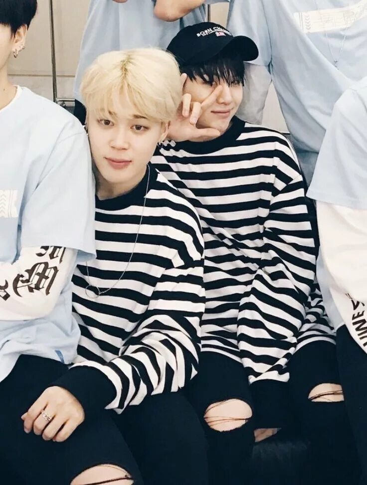 Юнмины юнги чимин. Чимин и Юнги. Юмины БТС. БТС yoonmin. Чимин и Шуга.