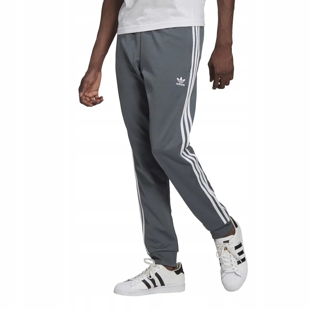 Адидас firebird green. Олимпийка adicolor classics primeblue sst. Adidas originals green tracksuit. Adidas originals adicolor classic. Олимпийка adicolor classics primeblue sst.