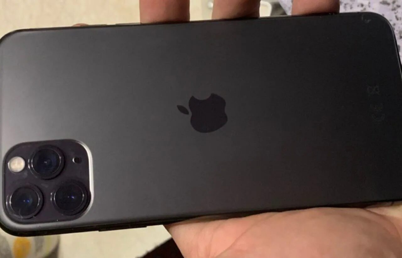 Айфон 11 нету. Айфон 11 Pro Max за 1 рубль. Iphone 11 Pro Max Gray. Iphone 11 Pro Max за 5000 рублей. Iphone 11 Pro Max за 5000 рублей fake.