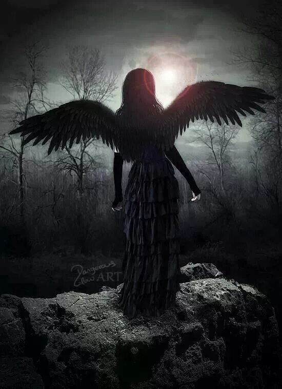 Черные ангелы читать. Черный ангел. Мрачный ангел. Ангел Готика. Девушка с черными крыльями.