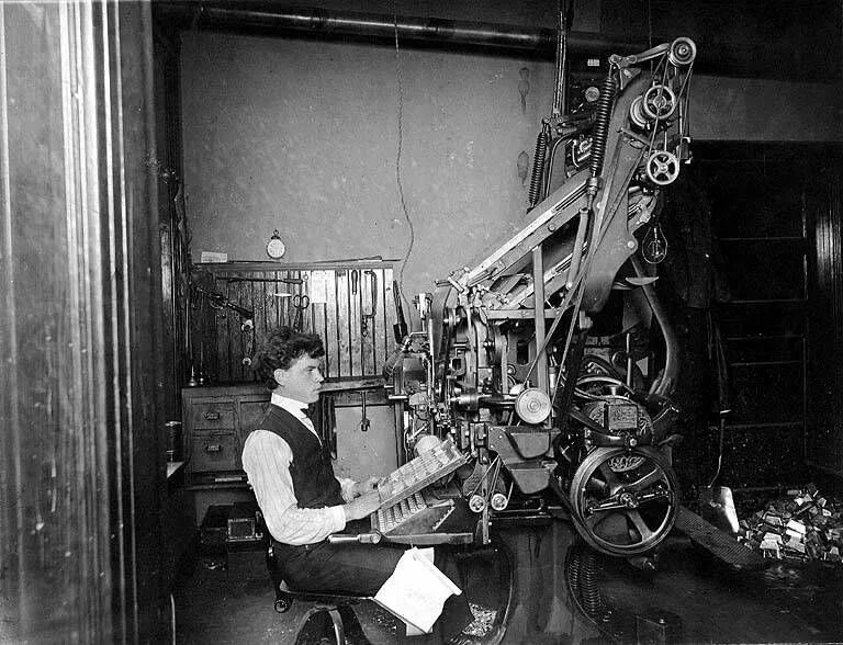 Машина тьюринга 1936. Первая типографская наборная машина. Наборная машина уильяма черча. Линотип станок. Фотонаборная машина.