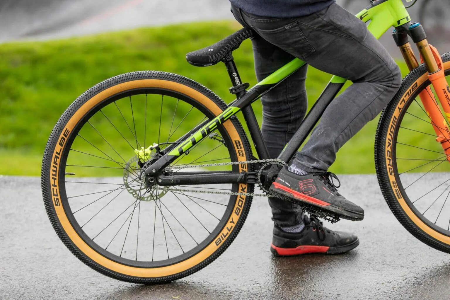 Швальбе билли бонкерс 26. Покрышка. Покрышка schwalbe billy bonkers. Schwalbe 26x2. Швальбе билли бонкерс 26.