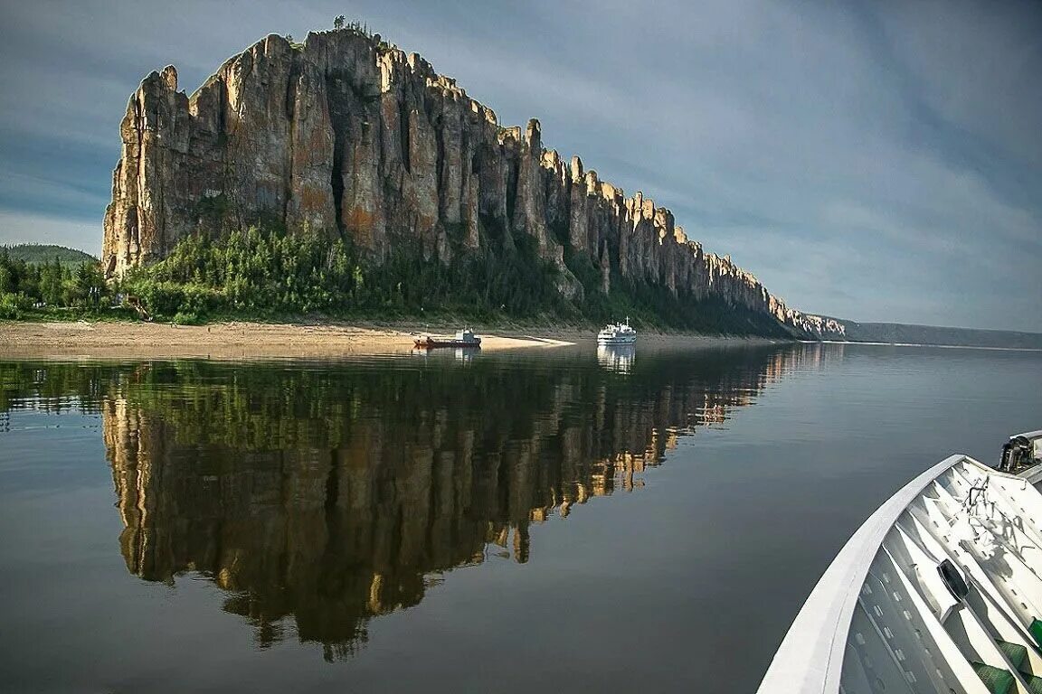 Фото республики саха якутия. Река Лена Ленские столбы. Ленские столбы в Якутии. Национальный парк Ленские столбы. Якутск Ленские столбы.