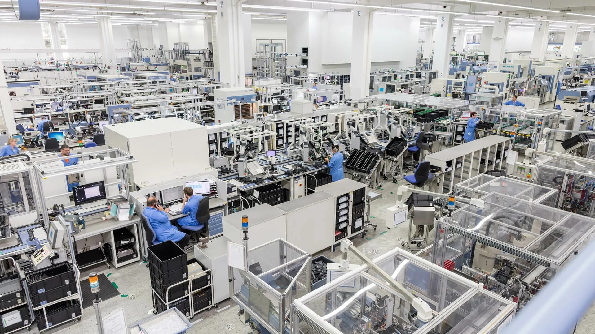 Siemens Factory. Цифровая фабрика Digital Factory. Завод Сименс в Амберге. Автоматизация производства. Lots of factories